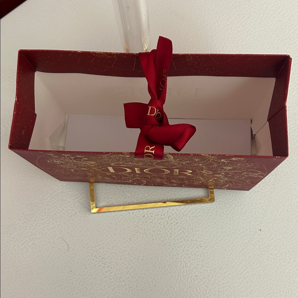 Dior Luxurious Red and Gold thick 2 bags - Picture 2 of 9